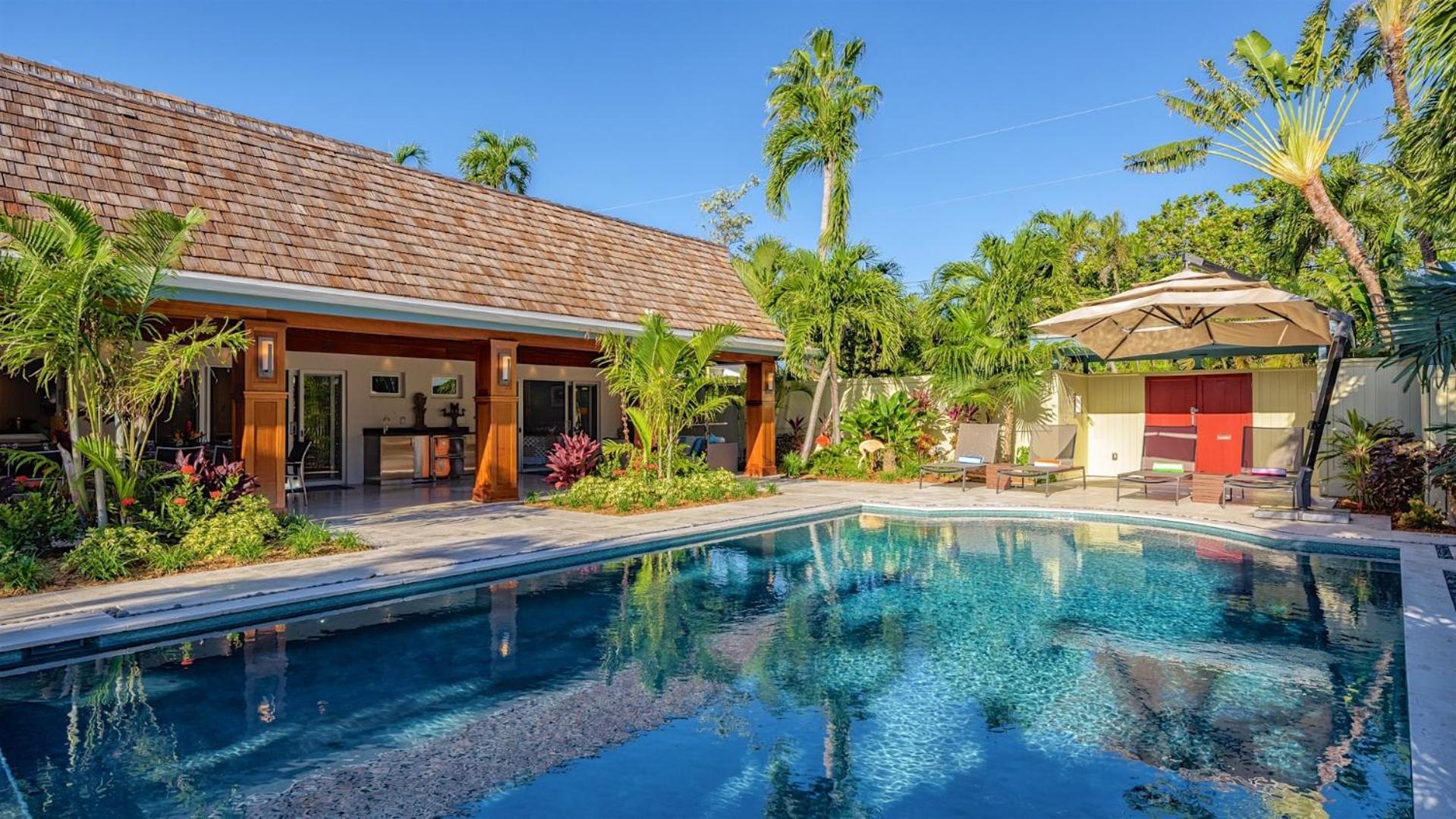 Holiday home The Polynesian House Bylast Key Realty *
