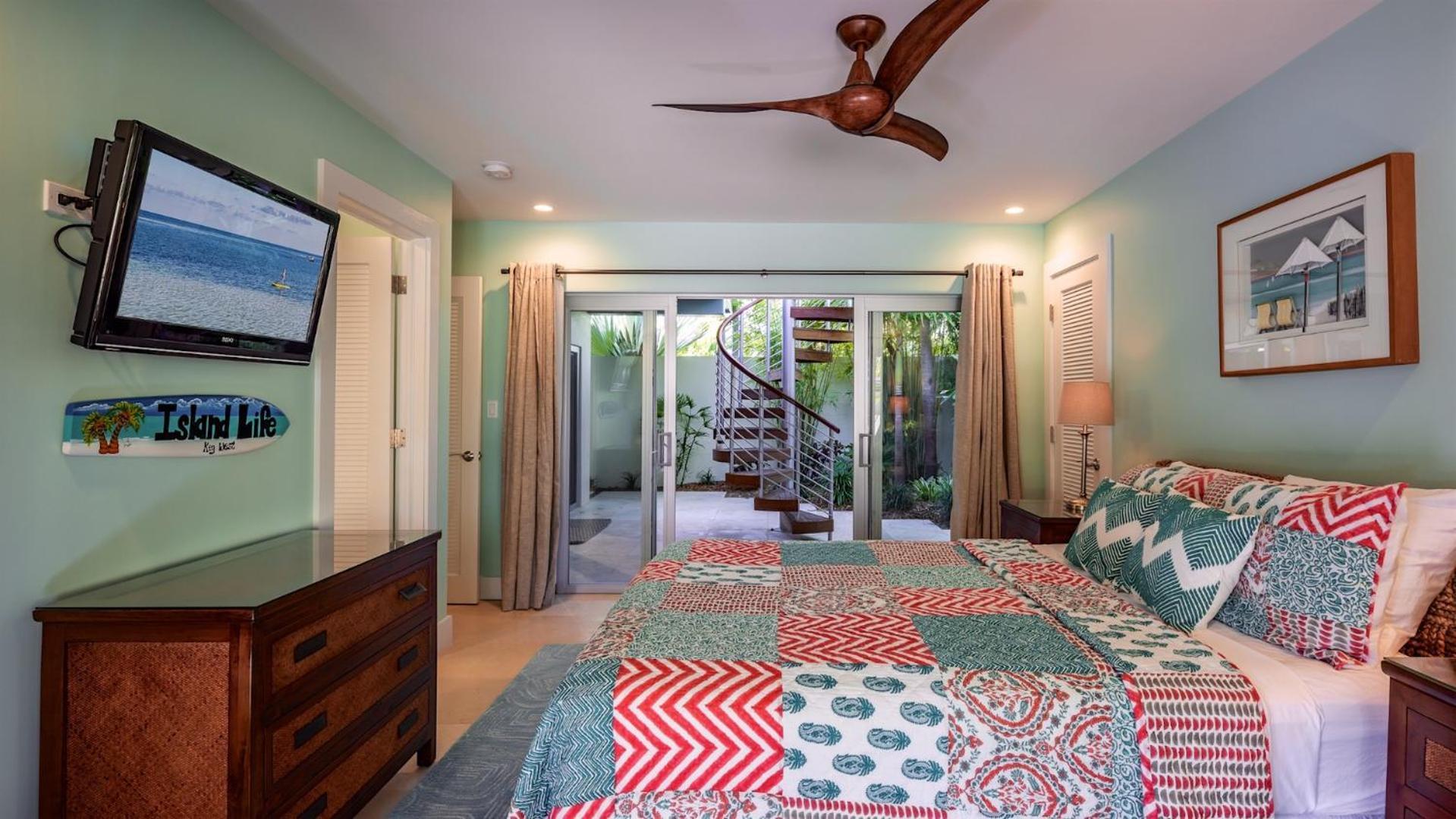 Holiday home The Polynesian House Bylast Key Realty *