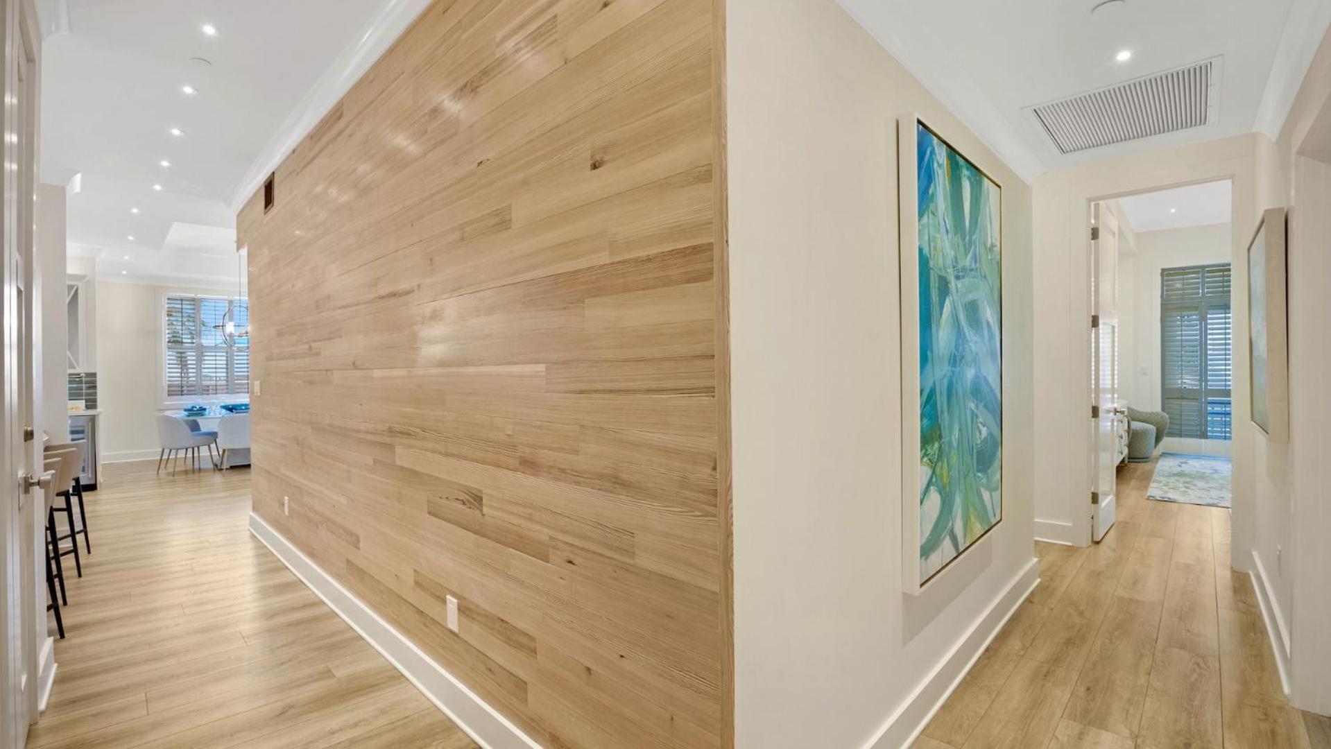 Modern Majesty By Last Key Realty Apartment *