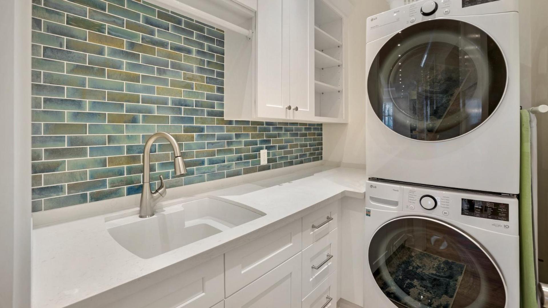 Modern Majesty By Last Key Realty Apartment *