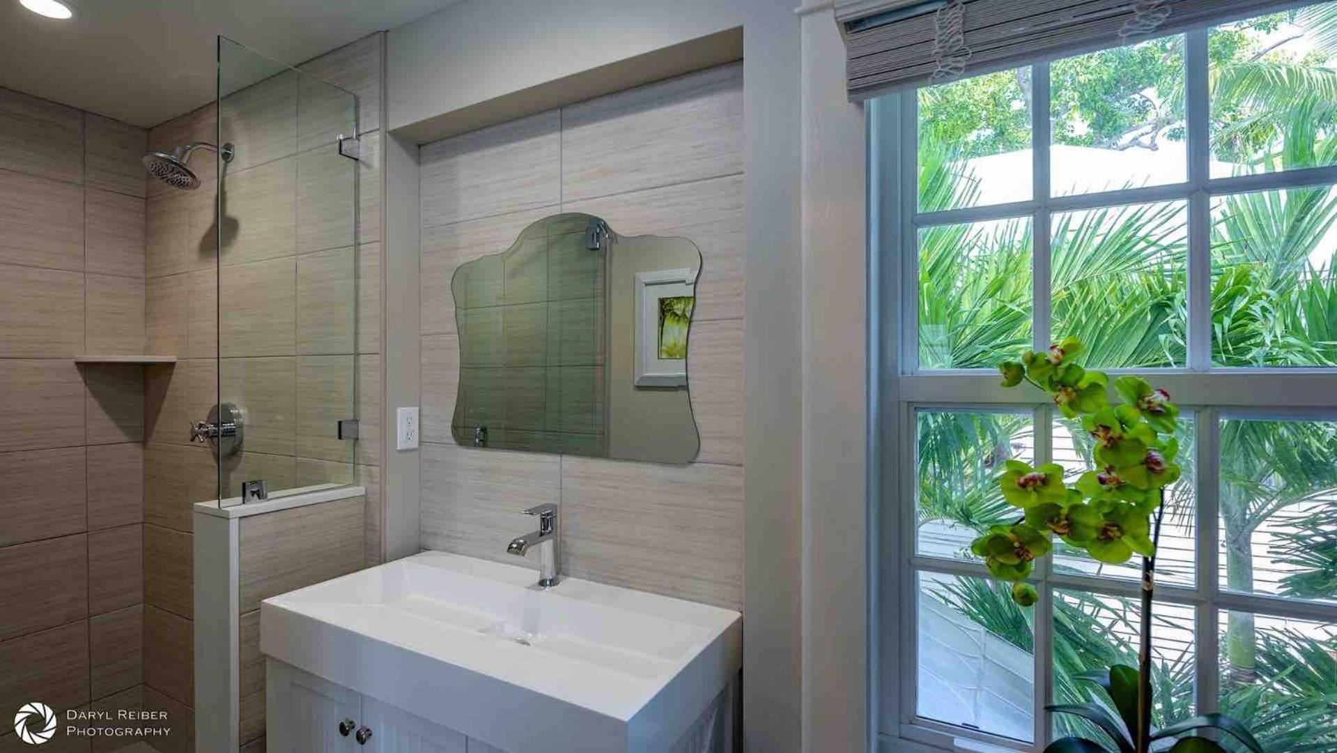 The Lime And The Coconut By Last Key Realty * Key West