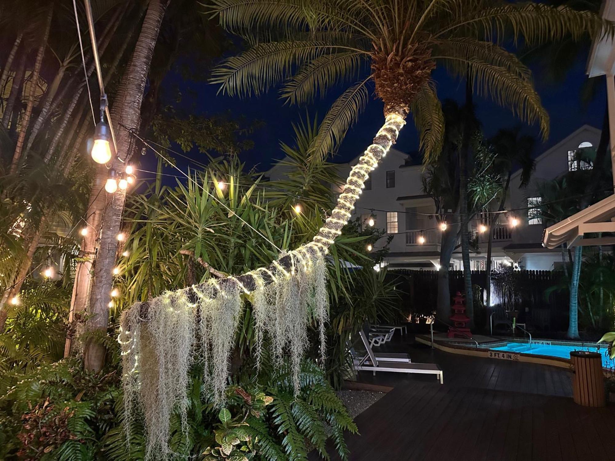 Inn Douglas House 3*