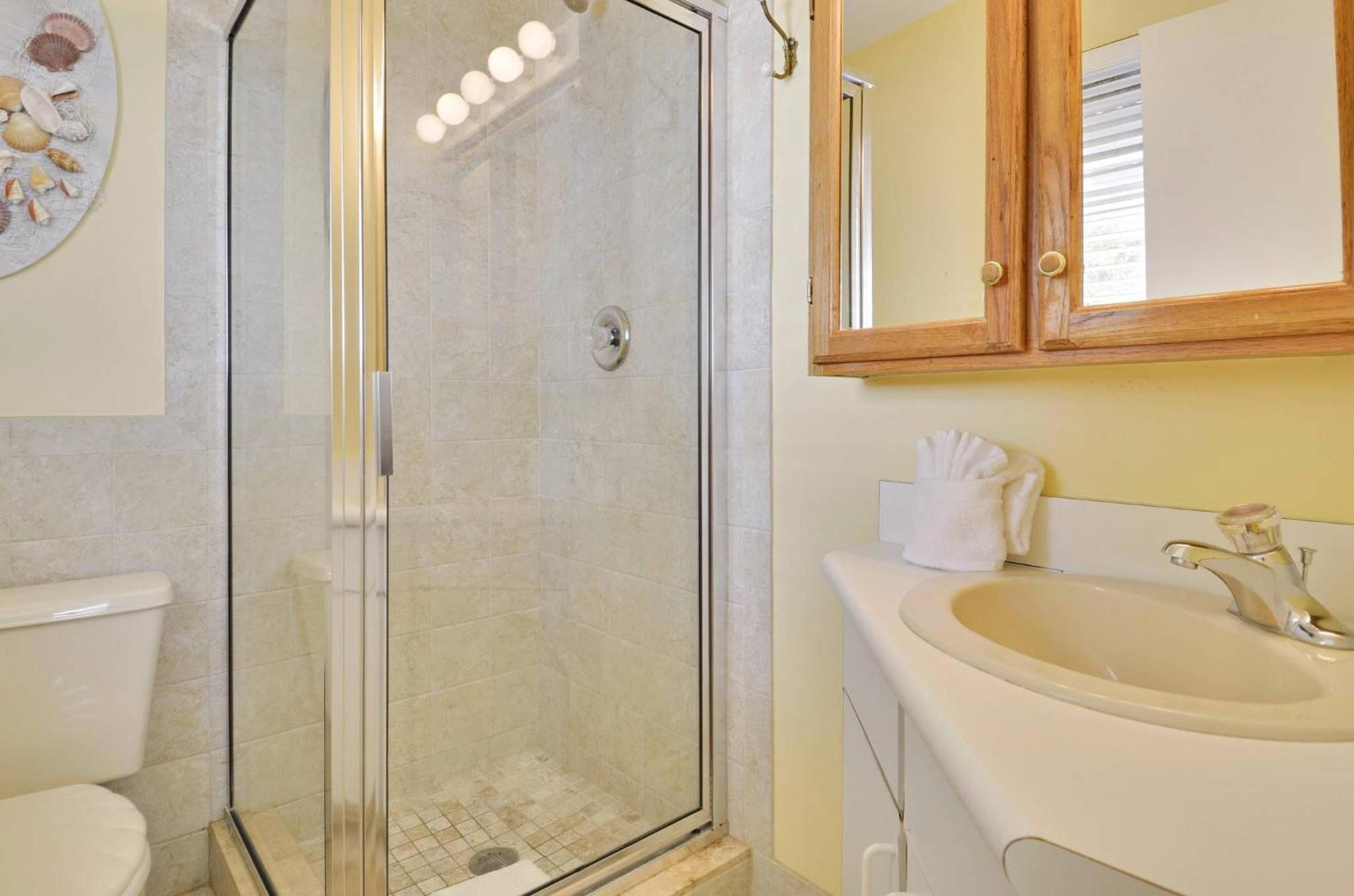 Duval Breeze By Avantstay Great Location Close To Nightlife Shared Pool Week Long Key West