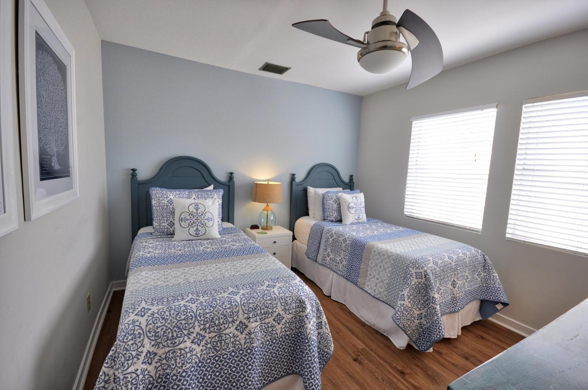 Duval Square Penthouse Apartment Key West