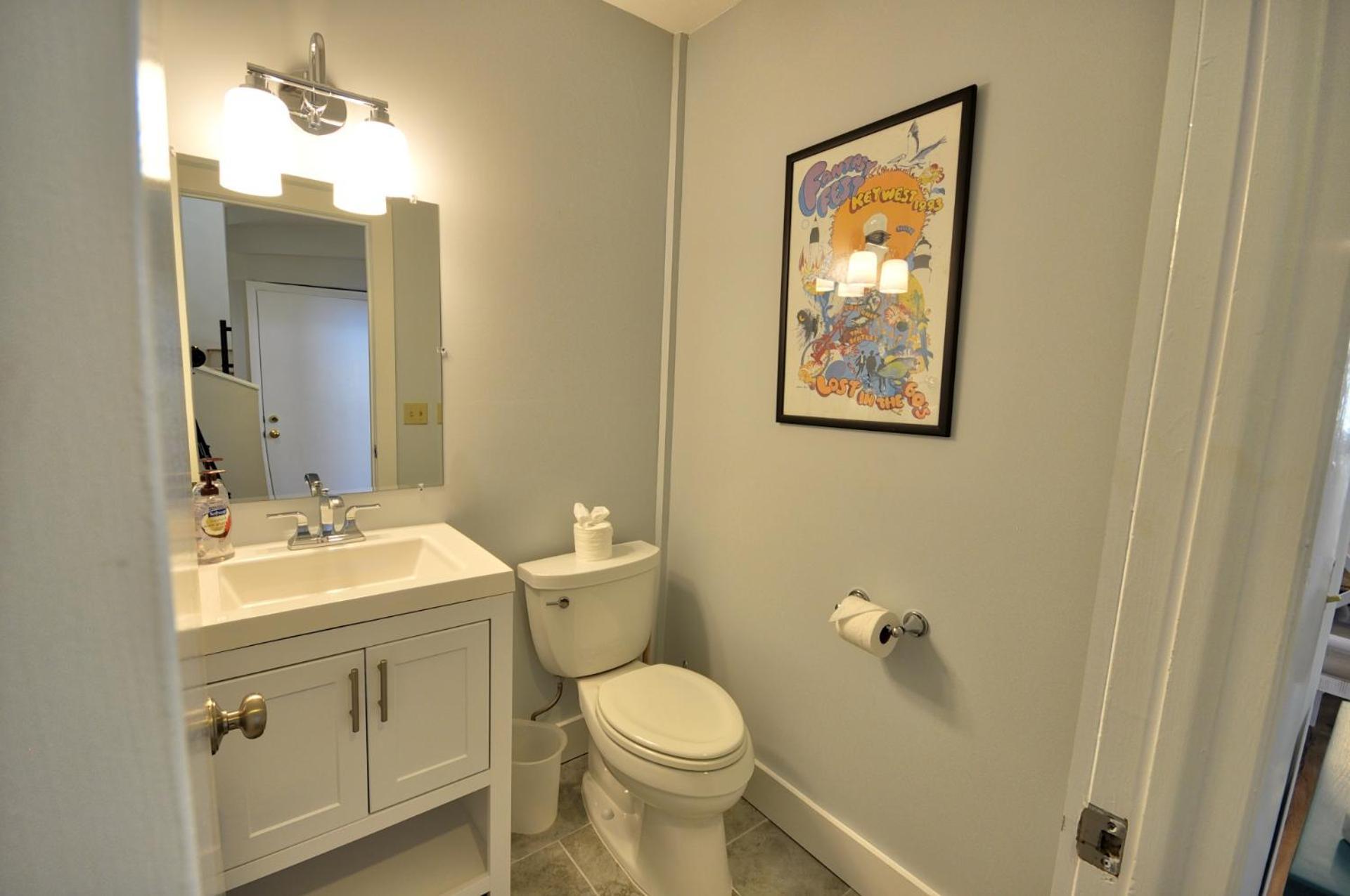 Duval Square Penthouse *