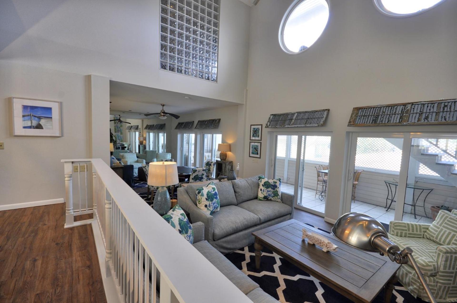 Duval Square Penthouse *