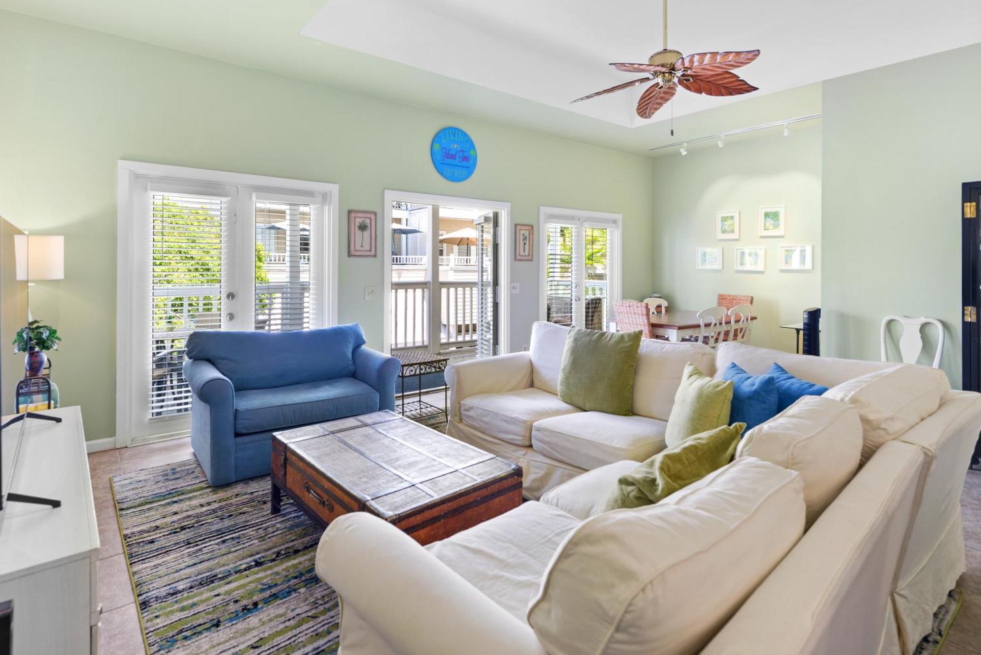 Duval Square Courtyard 31 Apartment Key West