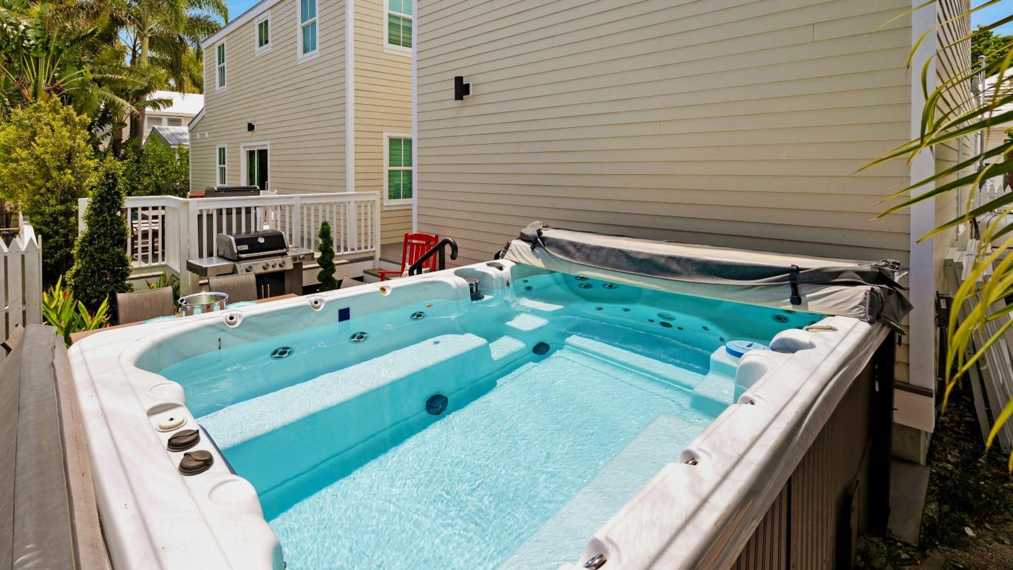 The Duke And The Duchess By Last Key Realty Holiday home Key West