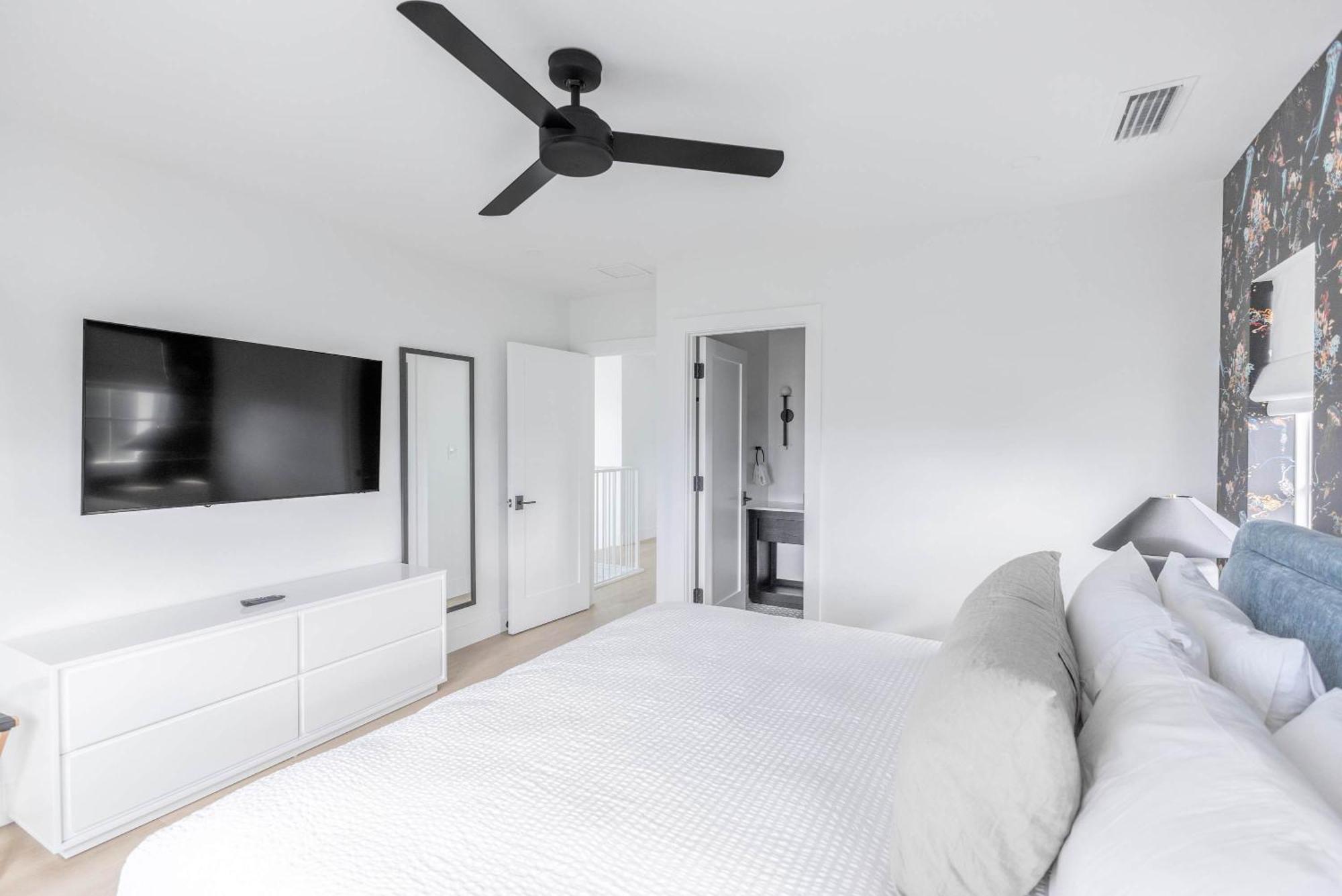 New Private Pool & Docking - Floralee House Key West