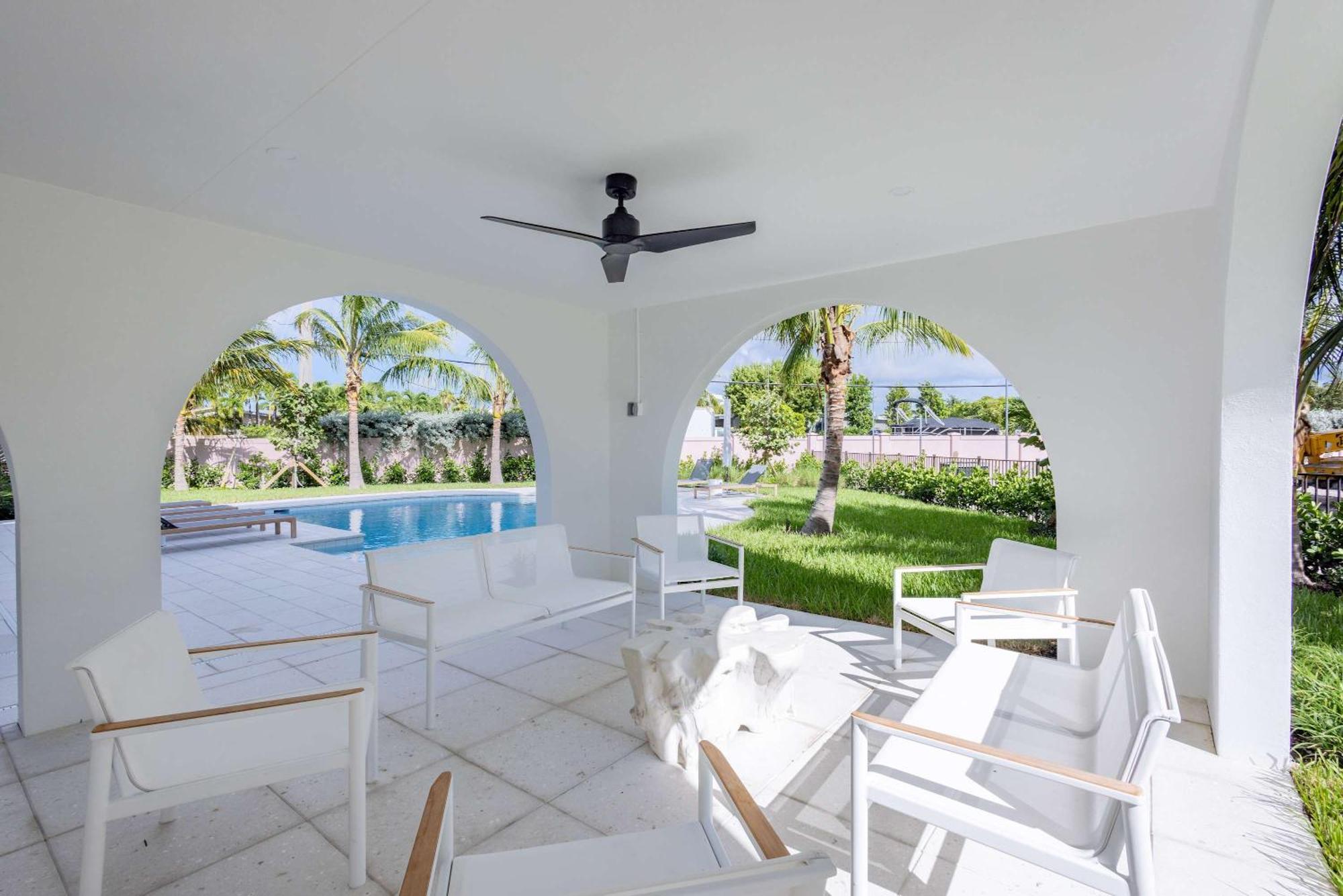 Holiday home New Private Pool & Docking - Floralee House *