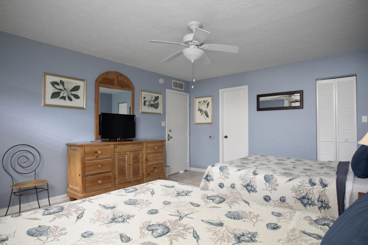 Holiday home Dominica - New Waterfront Pool Dock 2 Bedroom 2 Bathroom Key West