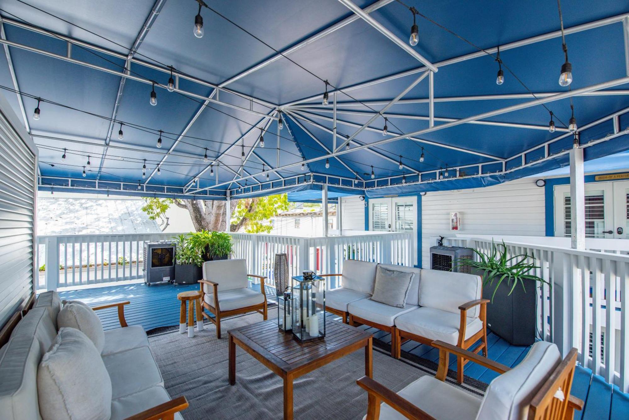 Sunshine State At Custom House Apartment