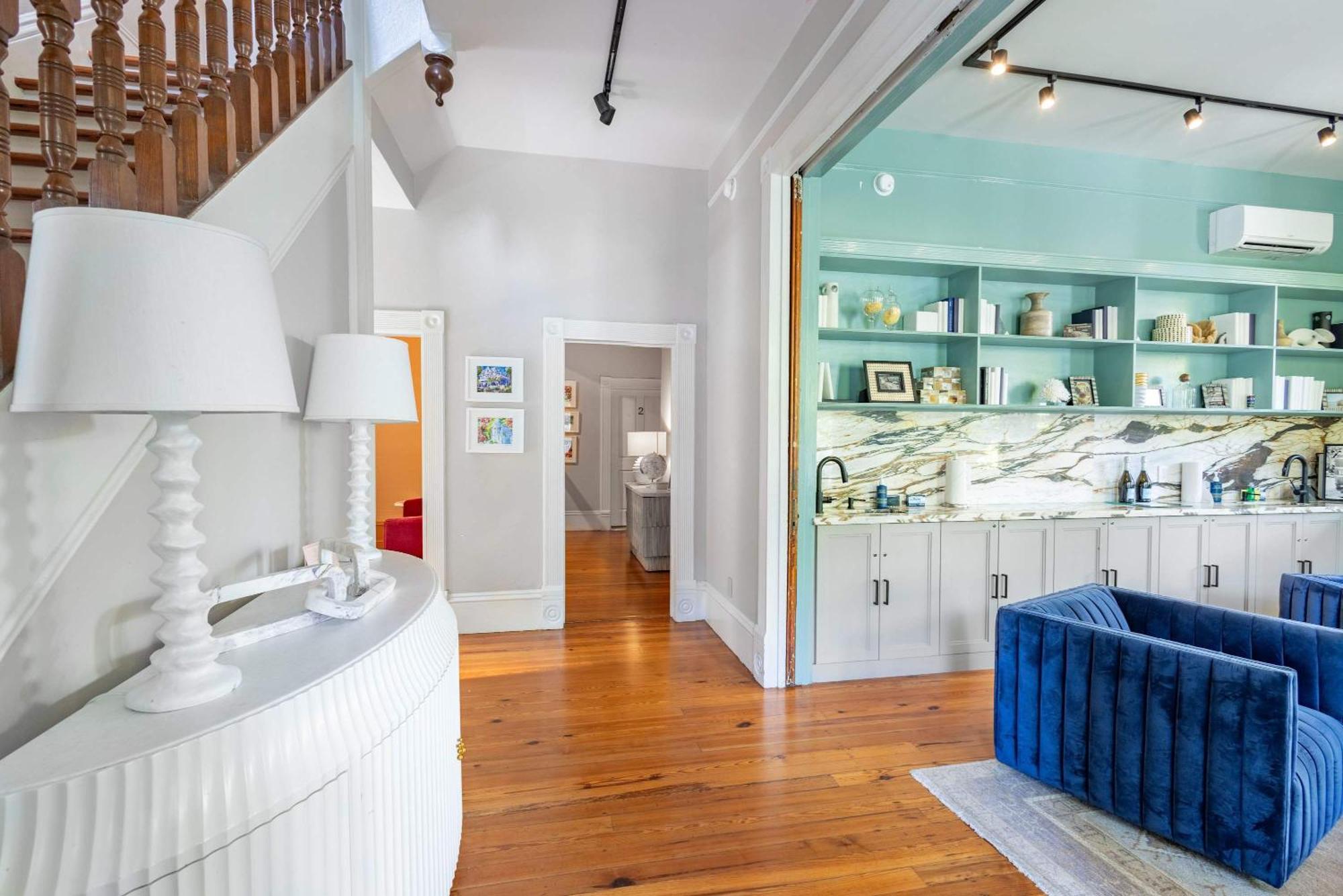Takeover At The Grand Maloney Holiday home