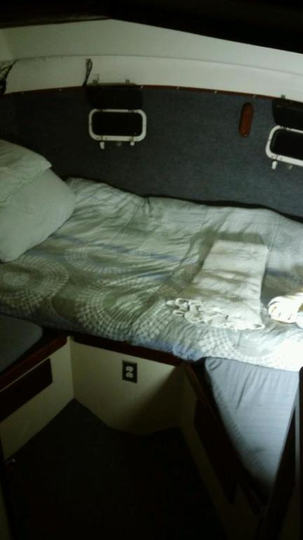 Botel Aqualodge 3*
