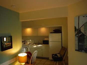 Hotel Alexander Palms Court 2*