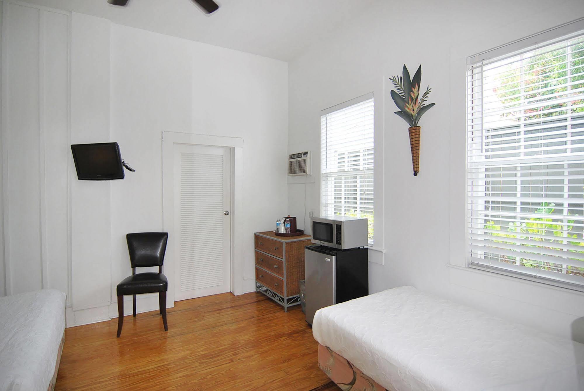 The - Adult Exclusive Inn Key West