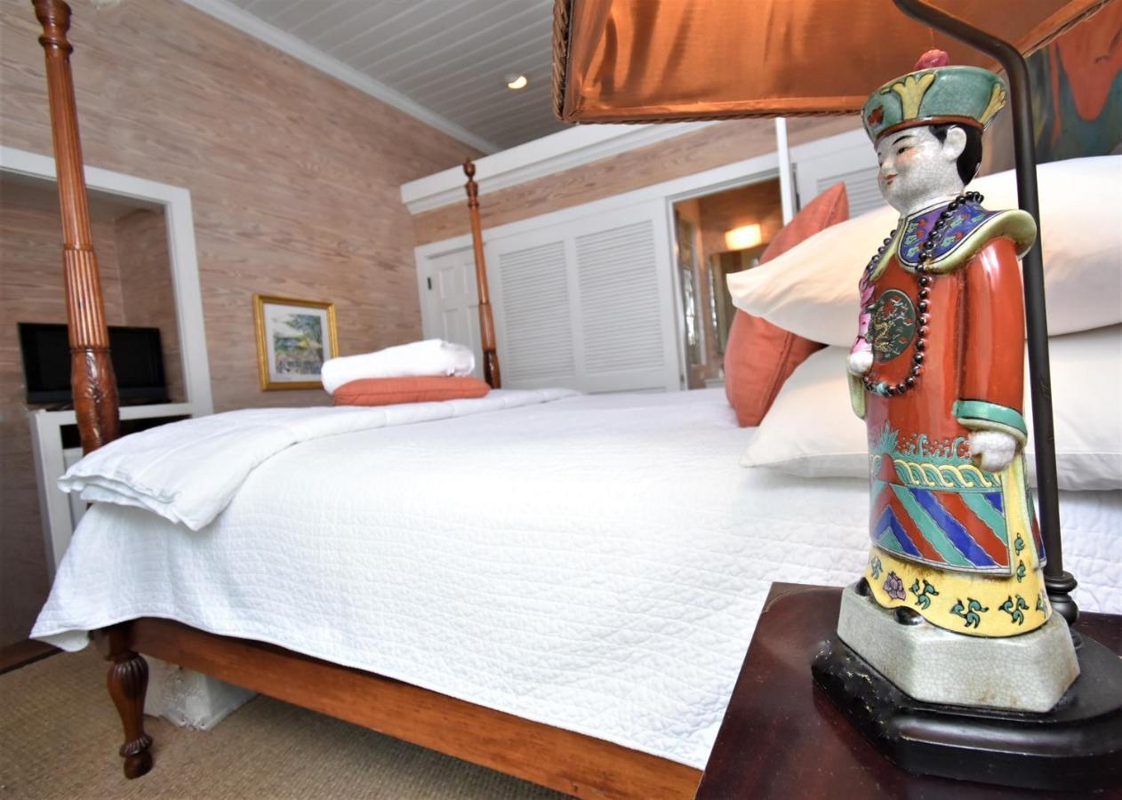 Inn Simonton Court Historic &