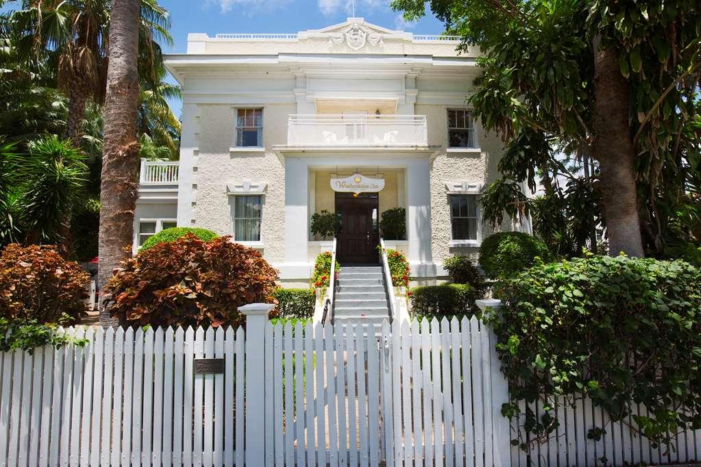 Bed & Breakfast Weatherstation Circa 1911 Key West