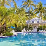 Charming Boho Breeze Retreat With Pool Access