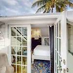 Julia Whitehead Guest Suites