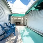 Bachelorparty Hq For 16-Feet To Duval-Pool-Hot Tub
