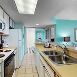 Sunrise Suites - Martinique Suite 108