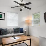 Paradise Inn - Adult Exclusive