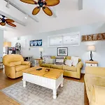 Oceana Suite