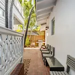 Bananas Foster Guesthouse