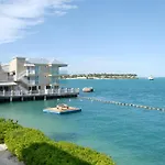Pier House Resort & Spa