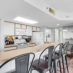 Sunrise Suites Tierra Bomba Suite #403