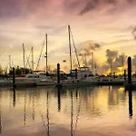 Sunrise Suites - Sea Breeze Suite 101