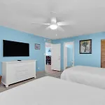 Andros - Spacious 2X2 Waterfront Condo