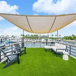 Awai\'S Floating Villa - Houseboat In Luxury Village