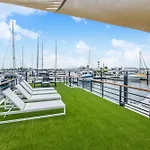 Awai\'S Floating Villa - Houseboat In Luxury Village