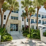 Old Town Oasis By Last Key Realty