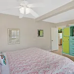The Mellow Macaw By Last Key Realty