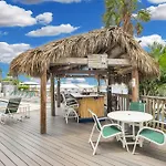 Abaco - Large Waterfront 2X2 End Unit With Boat Slip