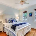 Tumis Time Out By Avantstay Heart Of Old Town W Shared Pool Month Long Stays Only