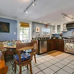 La Casita By Avantstay Steps To Duval Street In Key West Month Long Stays Only
