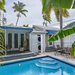 Poolside Suite