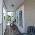 Sea Esta Suite - Duval Square
