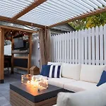 Alligator Reef Light Suite