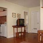 Old Customs House Inn