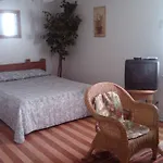 Old Customs House Inn
