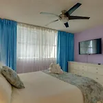 Sunrise Suites Cayo Cruz Suite #308