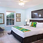 Travelers Palm Inn