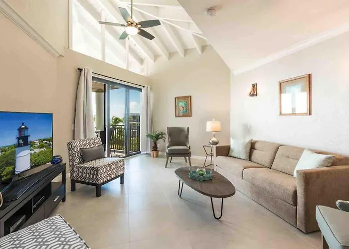 Neptunes Penthouse By Last Key Realty