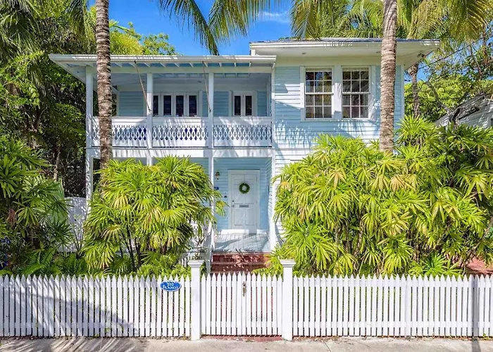 Maison Tropicale By Last Key Realty