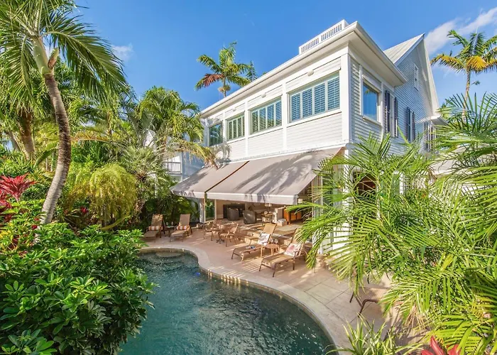 Noonas Mansion By Last Key Realty